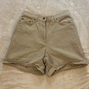 Vintage Ralph Lauren cream denim shorts size 6